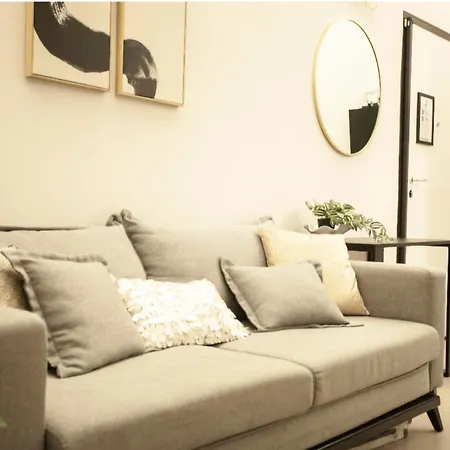 Apartment Switch 9